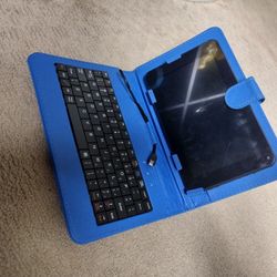  Tablet With keyboard 