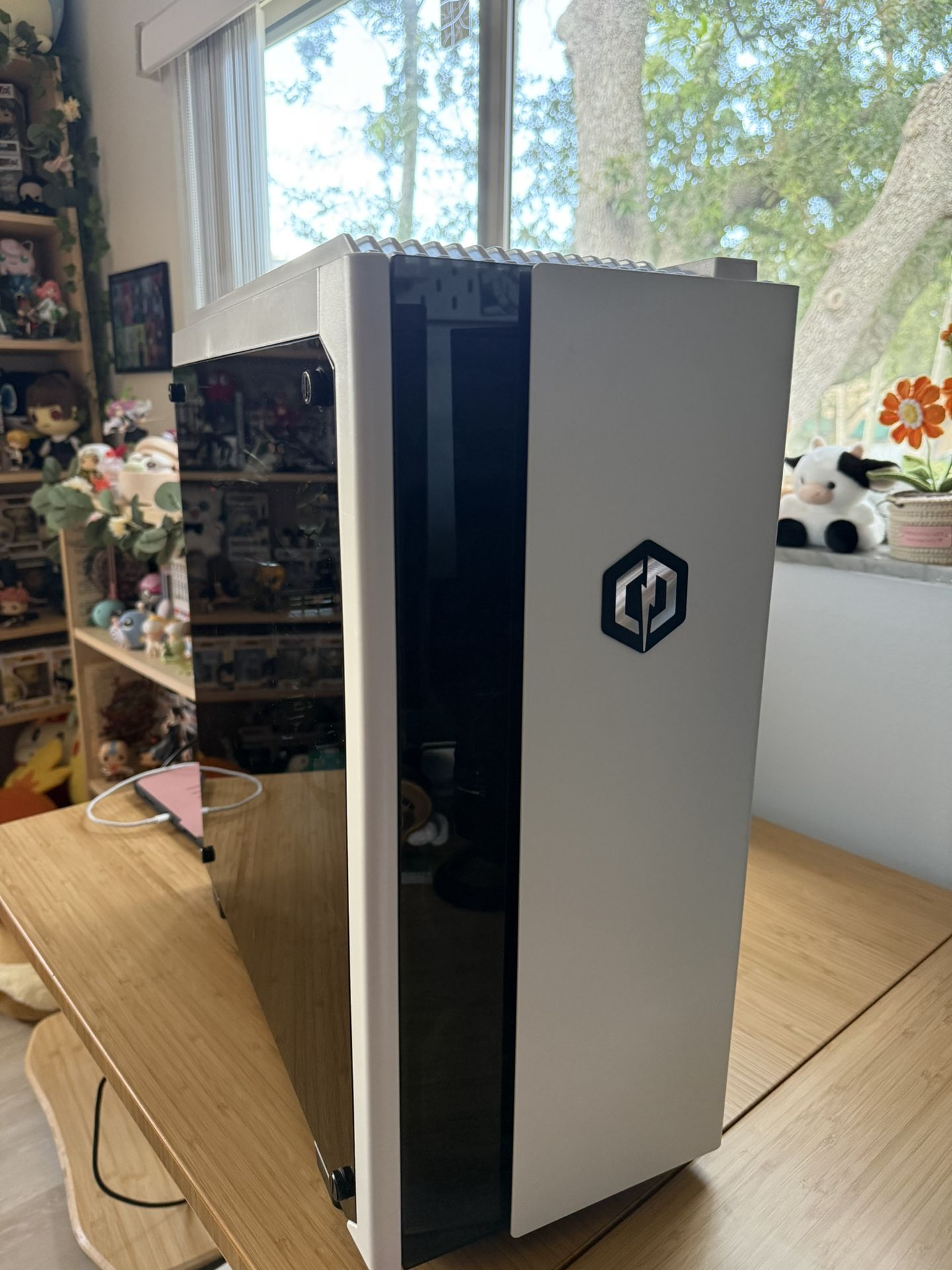 CyberPowerPC Gaming PC β i7-12700K | RTX 3070 Ti | 16GB DDR5 | 1TB NVMe | Liquid Cooled | RGB Setup