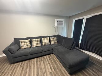 Charcoal 2 Piece Right Arm Facing Sectional