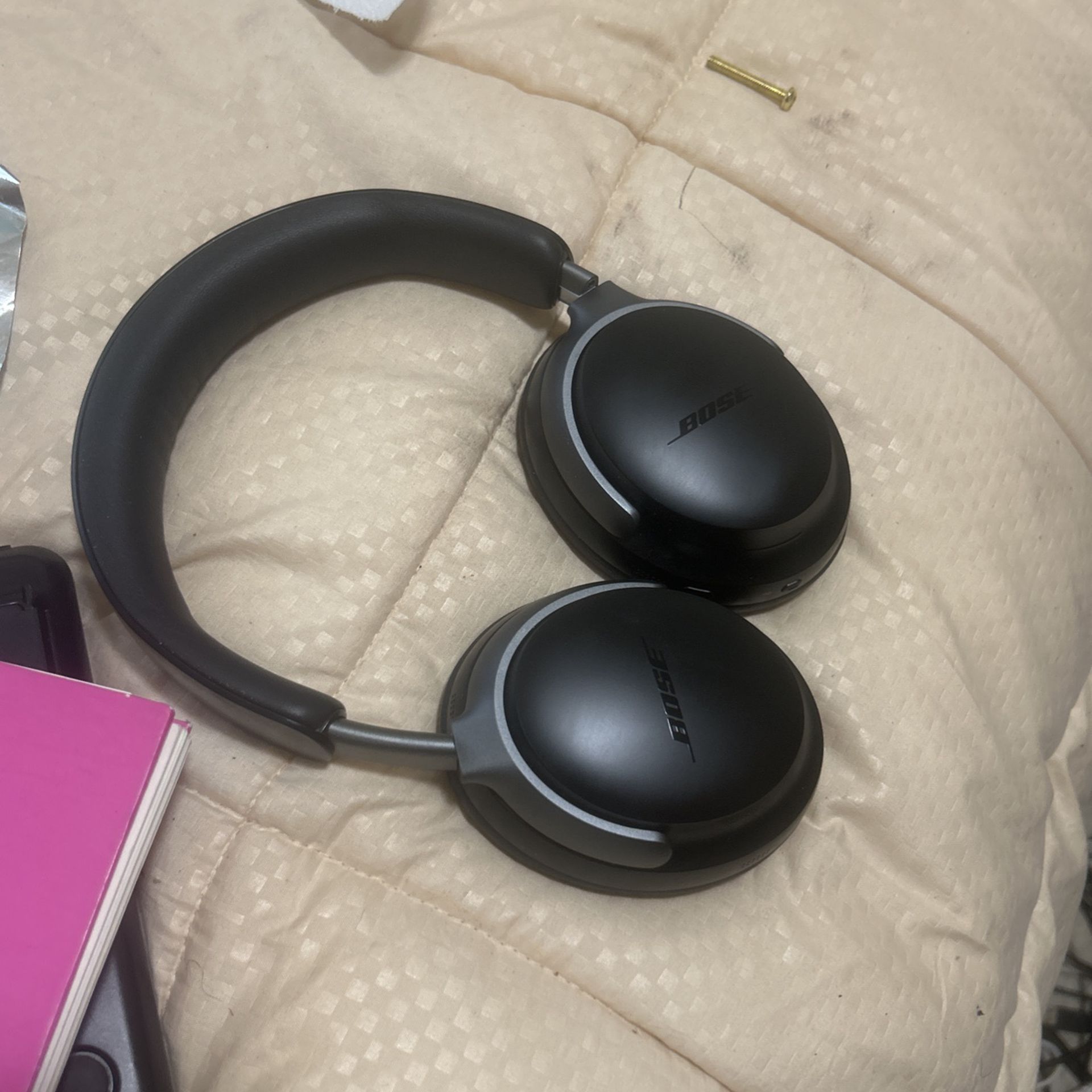 Bose QuietComfort Ultra Bluetooth Wireless Noise Cancelling Headphones