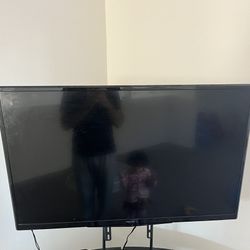 43 Inch insignia TV With Google Chromecast