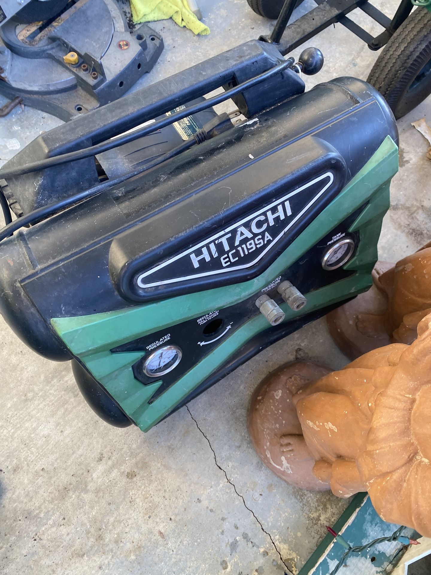 Air Compressor 
