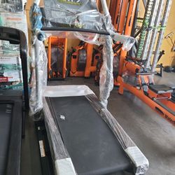 Nordictrack X22i Treadmill- 40% incline - 12mph max speed  - 1600$ 