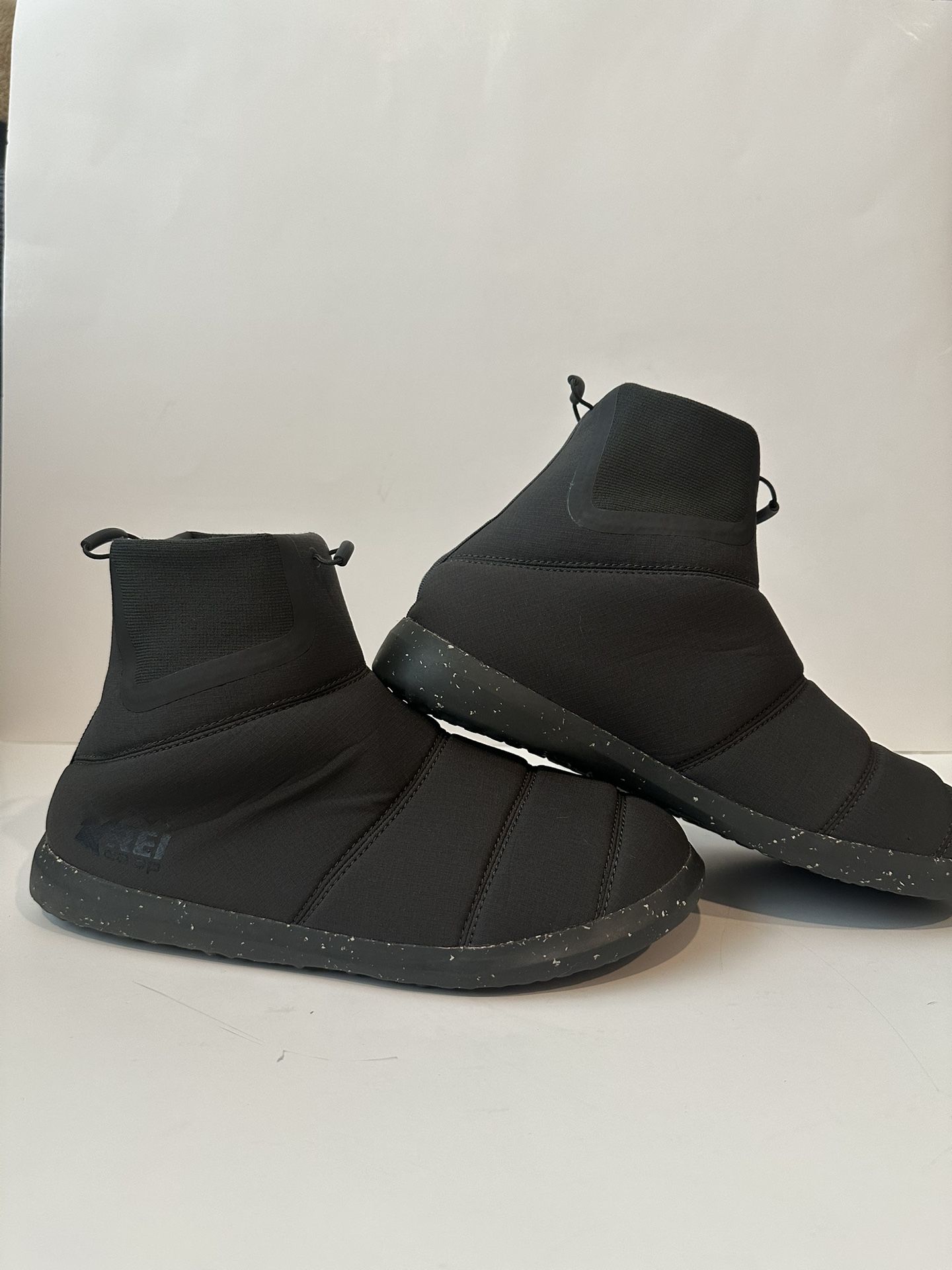 REI Co-op Camp Dreamer Gray Mid Pull On Outdoor Booties Mens Size 9Womens 11