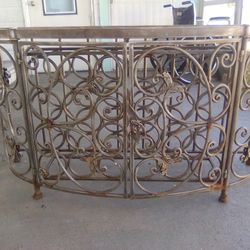 Wine Cabinet / Wine Rack