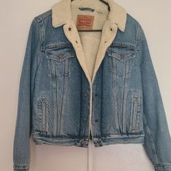Women's Levi Jacket 