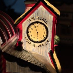 Department 56 Beard Bros Sleigh Wash