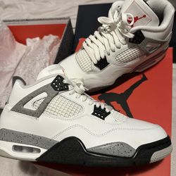 Jordan 4’s Size 10