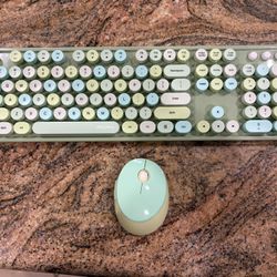 MOFII Sweet Wireless Keyboard & Mouse Combo - Retro Round Keycaps - Full Size