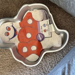 Winston’s Cake Pan 