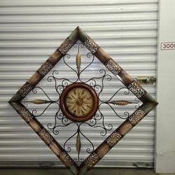 Multi-Color Metal Scroll Home Wall Decor Indoor/Outdoor