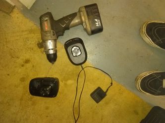 Craftsman drill with charger and extra battery,