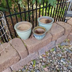 3 Ceramic Pot 