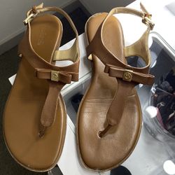 MK Flat Thong Sandals