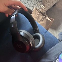 Beats Studio Pro