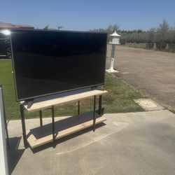 Lg Smart Tv And TV Stand 50”