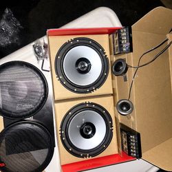 Pioneer 6.5" 2 Way , Tweeters and Crossovers