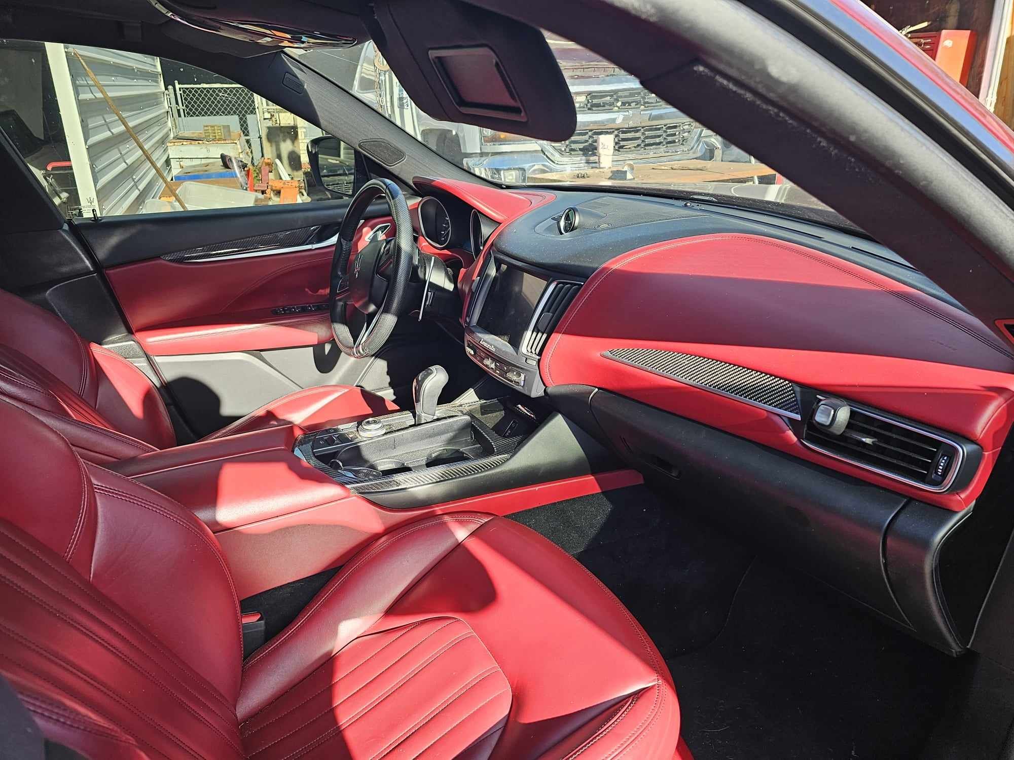 2016-2020 Maserati Levante Part Out Interior