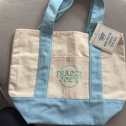 Brand new Trader Joes mini totes