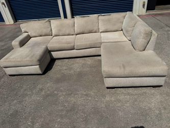 Sectional with chaise