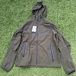 Nike Tech Jacket Men’s Size Medium