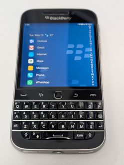 *Rare* BlackBerry Q25 (Zinwa Q20 Classic)