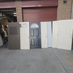 Exterior/entrance and fire rated doors in good condition (please read the description of the post)
