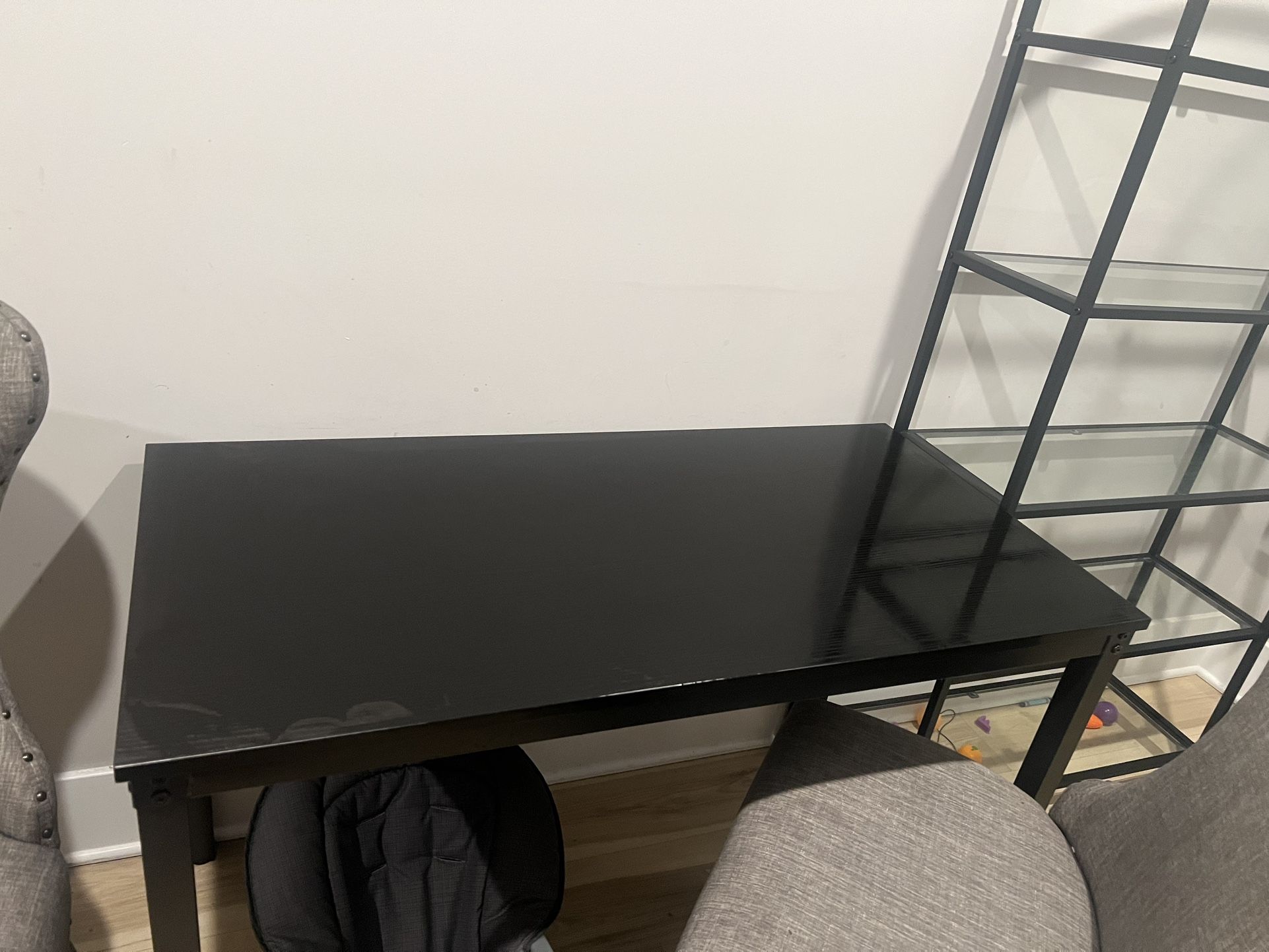 Small Dining Table- MUST GO