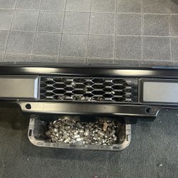 OEM 21-23 Ford Raptor R Factory Front Bumper