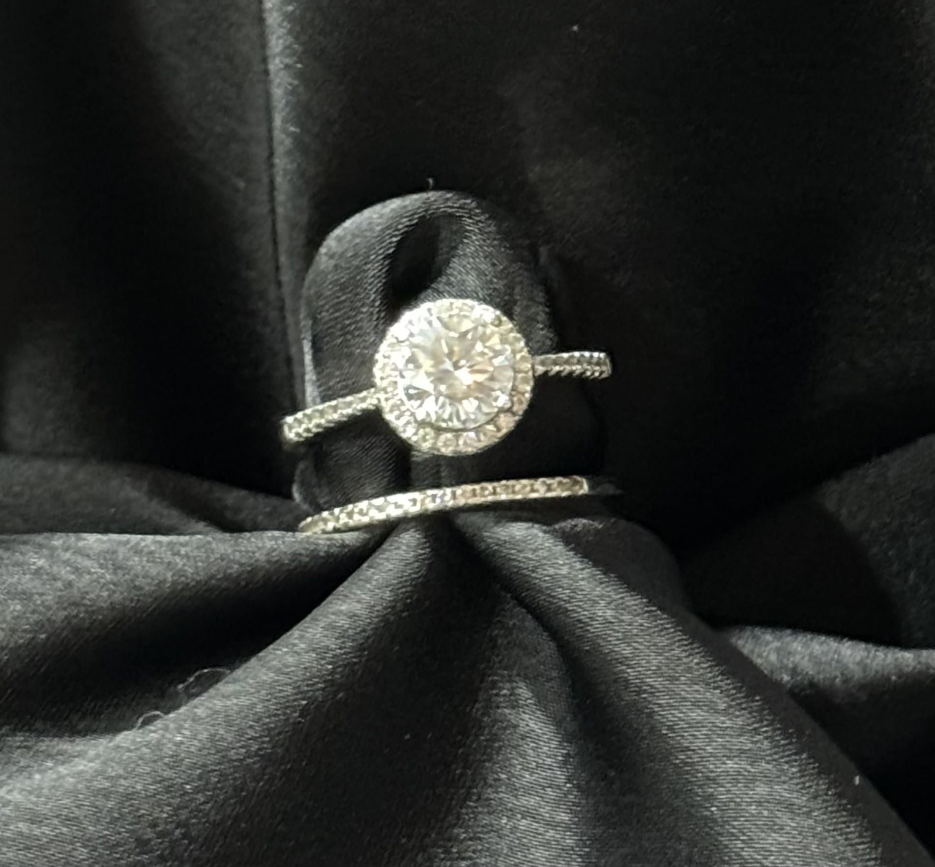 Mossanite Ring Set. Size 6