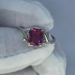 Ruby Ring w/Diamonds in White Gold Setting
