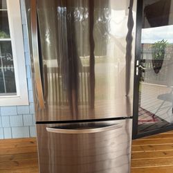 LG Fridge