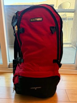 Black Wolf Cedar Breaks 65L Hiking Backpack / Rucksack + 2 x Original Locks