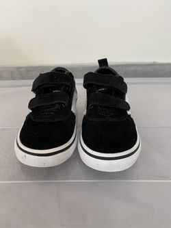 Kids Black/white Vans Sneaker. Sz 7