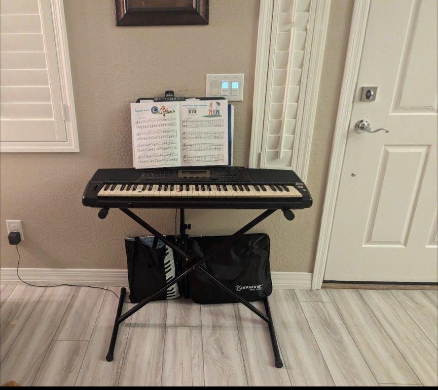 Electric Keyboard/Chair/Music Stand