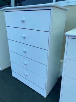 Dresser 5 drawers