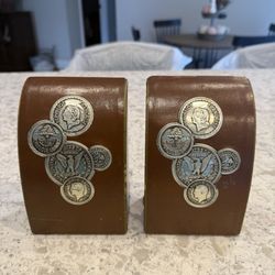 Vintage Book Ends Pair United States Repvblique Francaise Libanaise Bolivia 