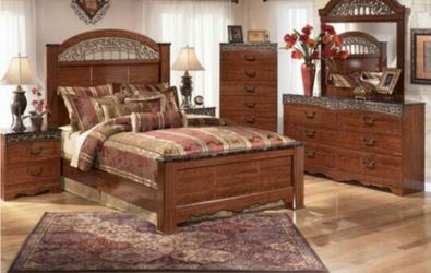 New Luxury Bedroom suite