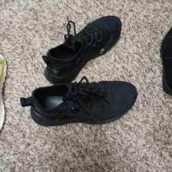 Women's Tennis Shoes 
