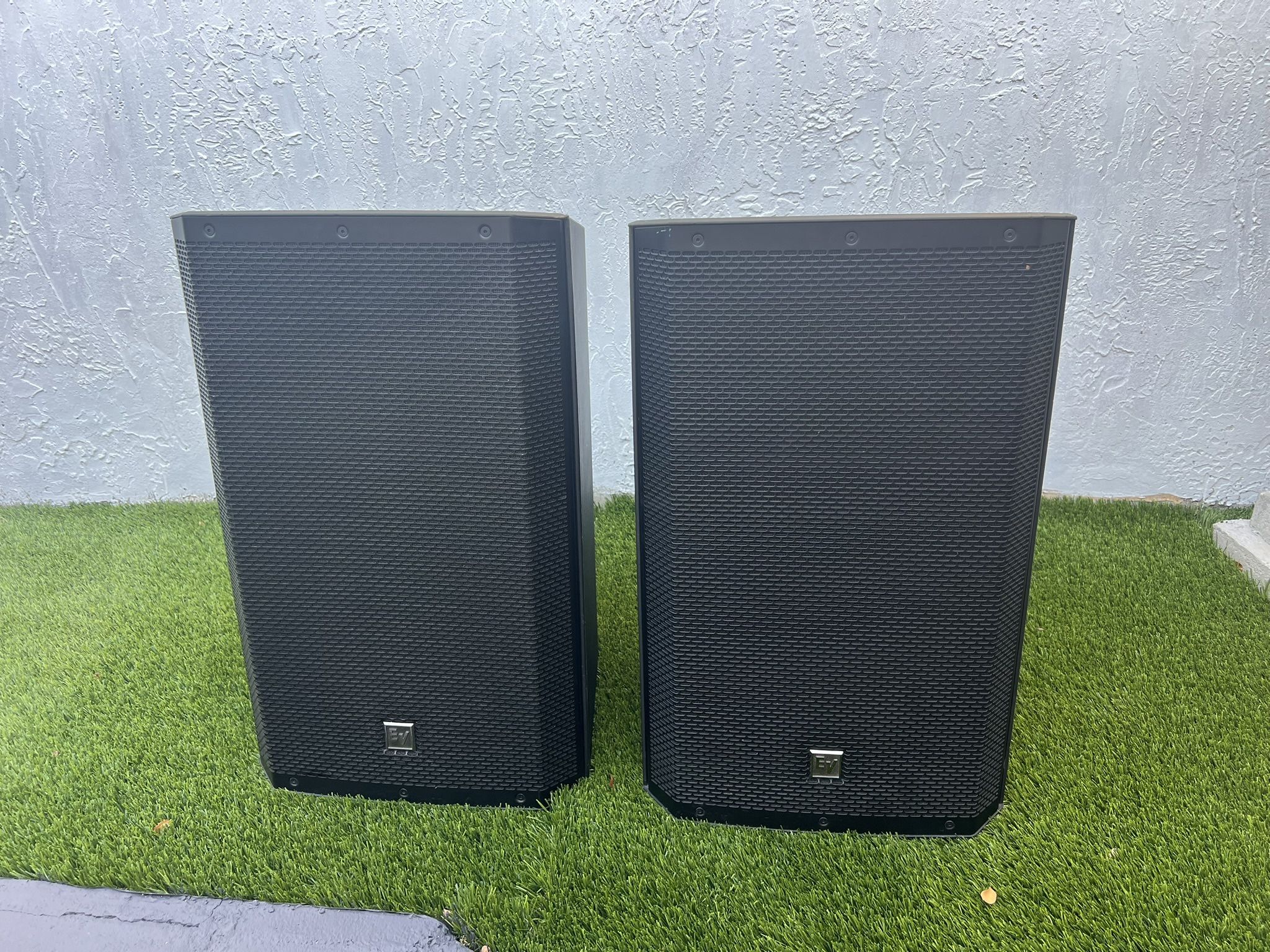 Electro Voice ZLX-15P