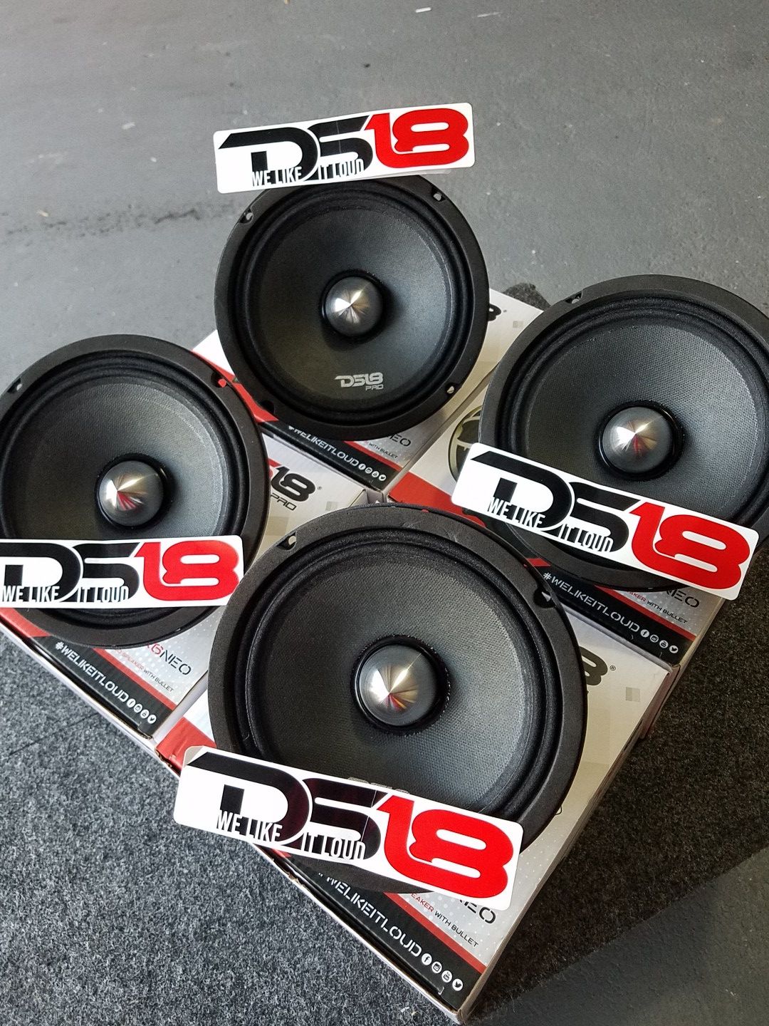 Ds18 Pro Audio Neo Extra loud and clear midrange voice speakers $70 each(1)/ Ds 18 Neo $70 cada una (1)