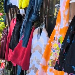 New And Used Clothing 🔥🔥💣💣🔥🔥