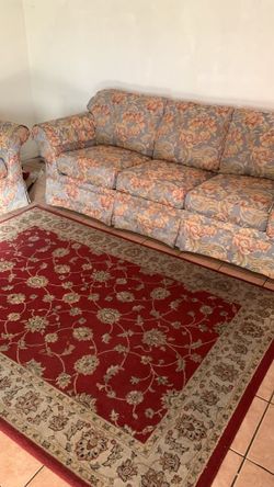 2 Sofas
