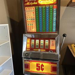 Bally's Deluxe Multiplier Nickel Slot Machine
