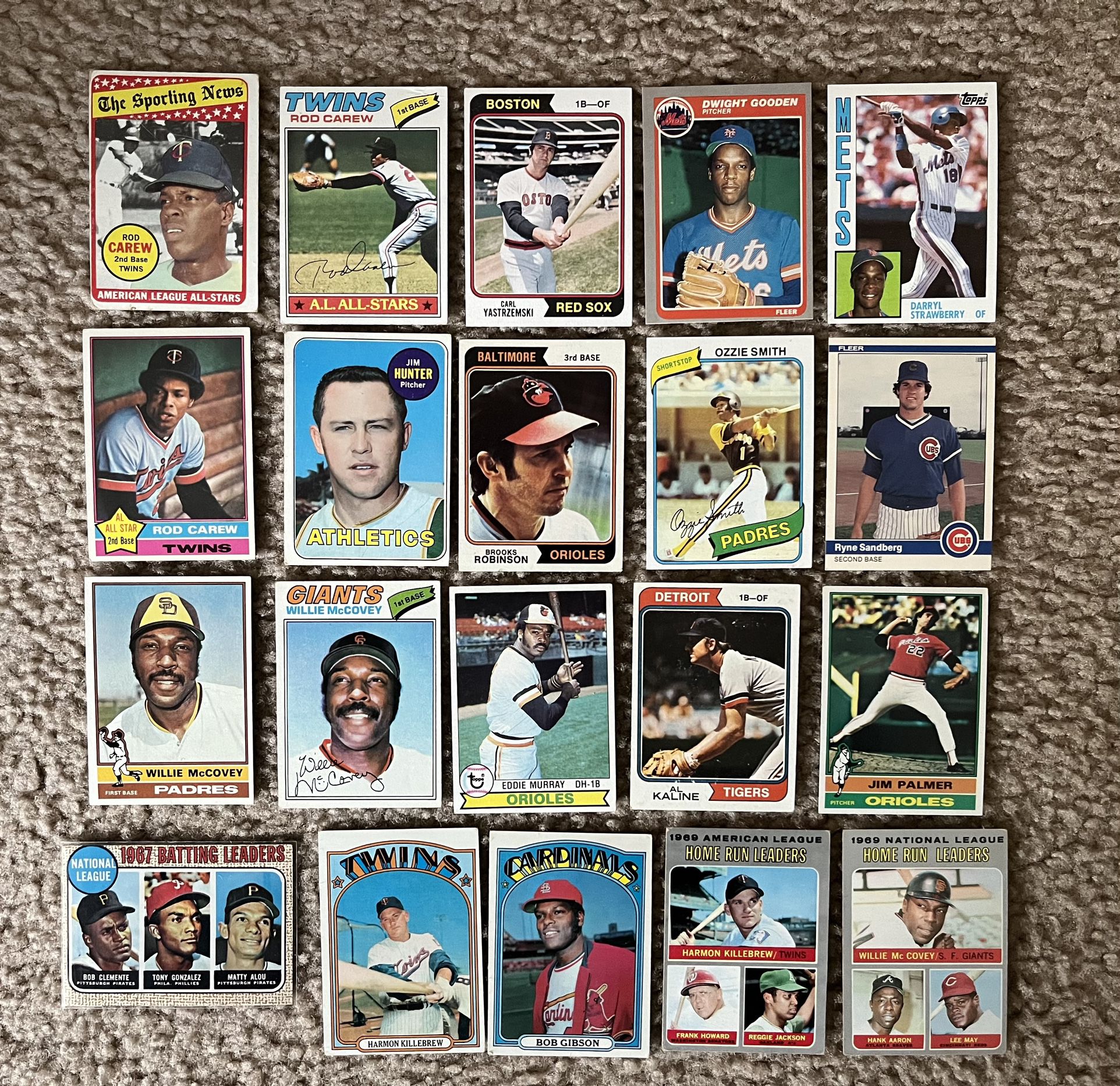 Lot Of 20 Vintage Baseball Cards