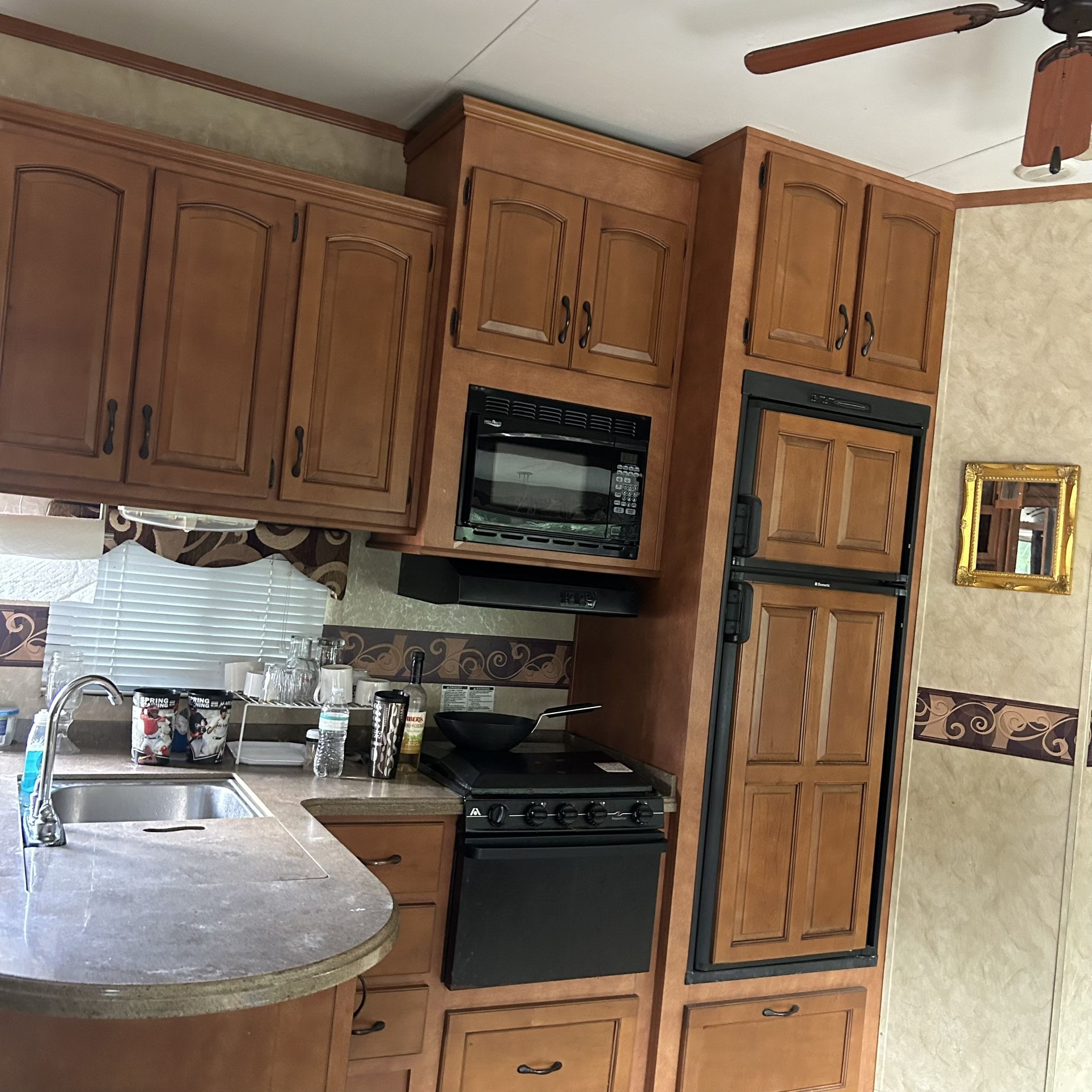 2012 Yell stone Canyon