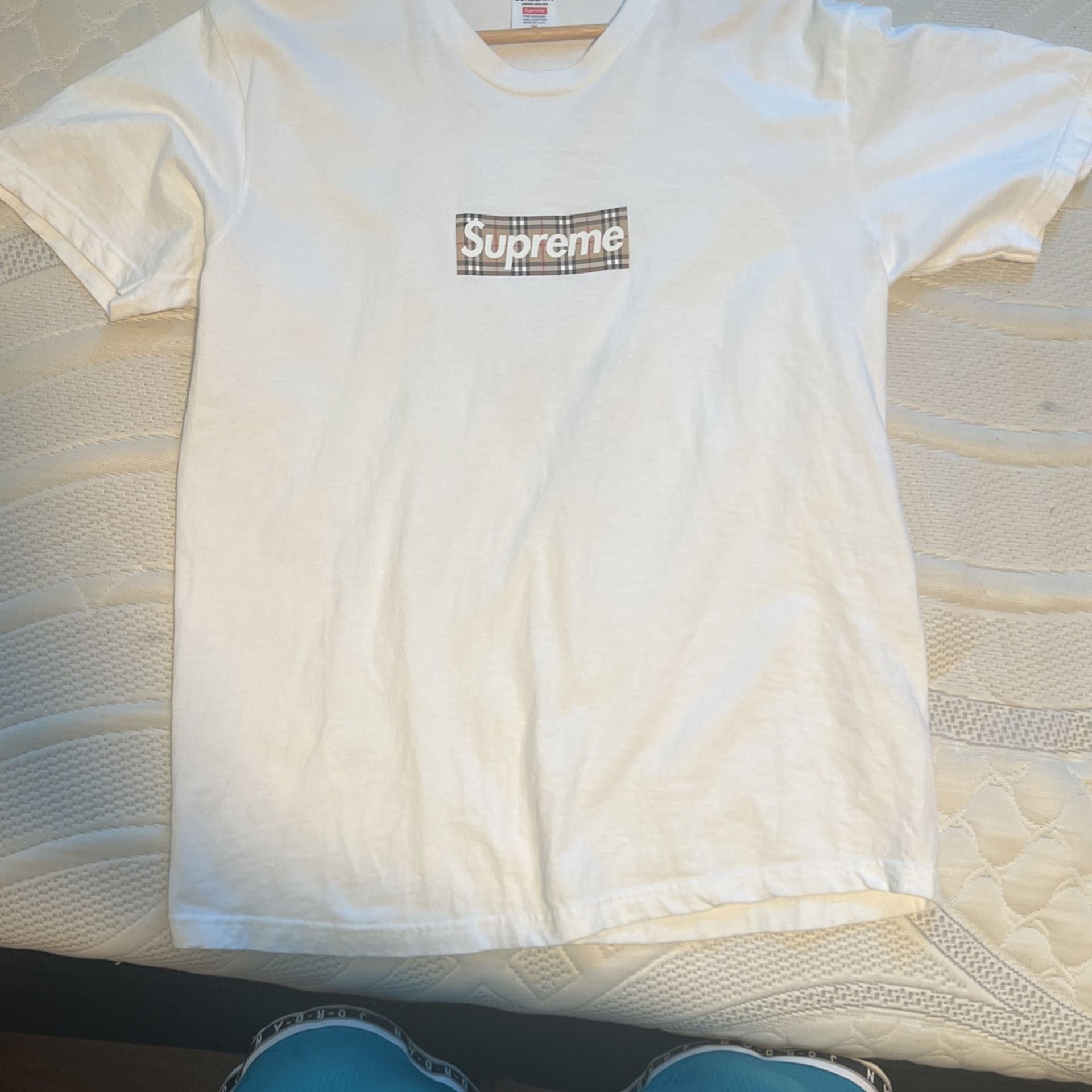 Burberry X Supreme Box Logo