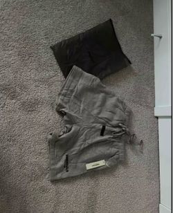 Dark grey essentials shorts
