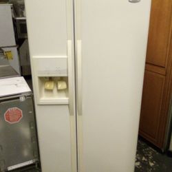 Whirlpool Fridge Cream Color 