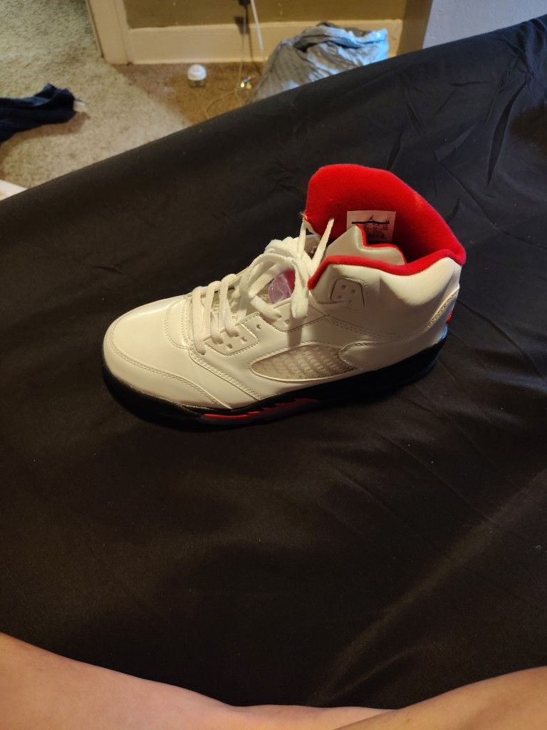 Two Pair Of Shoes For Sale Only Been Worn Once Or Twice